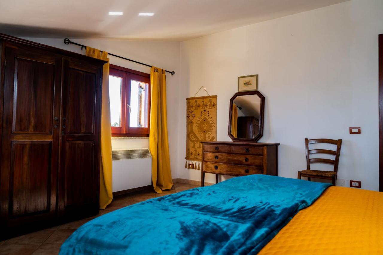 Nora Guesthouse Rooms And Villas Pula Eksteriør billede